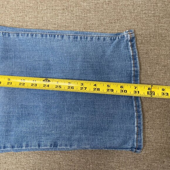 Levi's 311 Shaping Skinny Capri Denim Jeans Women's 24W High Rise Blue Casual - Picture 14 of 14